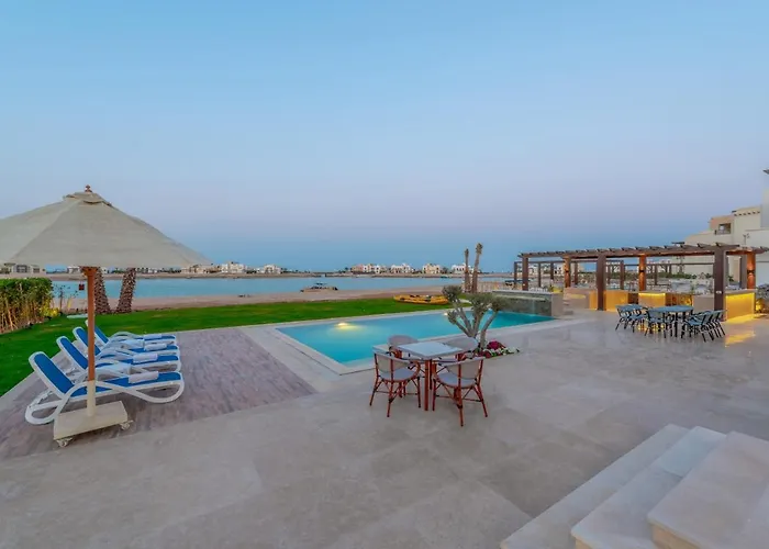 Ancient Sands Gouna 4br Heated Pool & Lagoon Villa